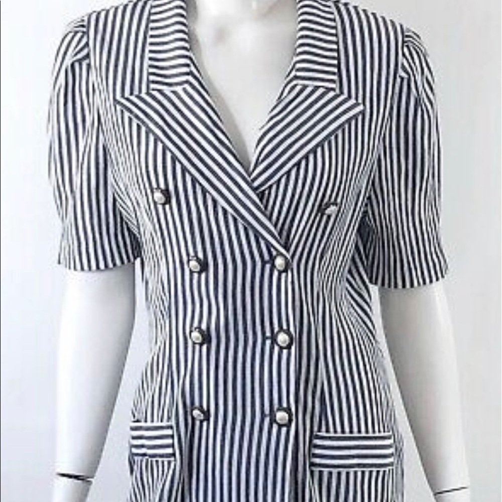 Miss Dorby Blazer w/ Shoulder Pads
